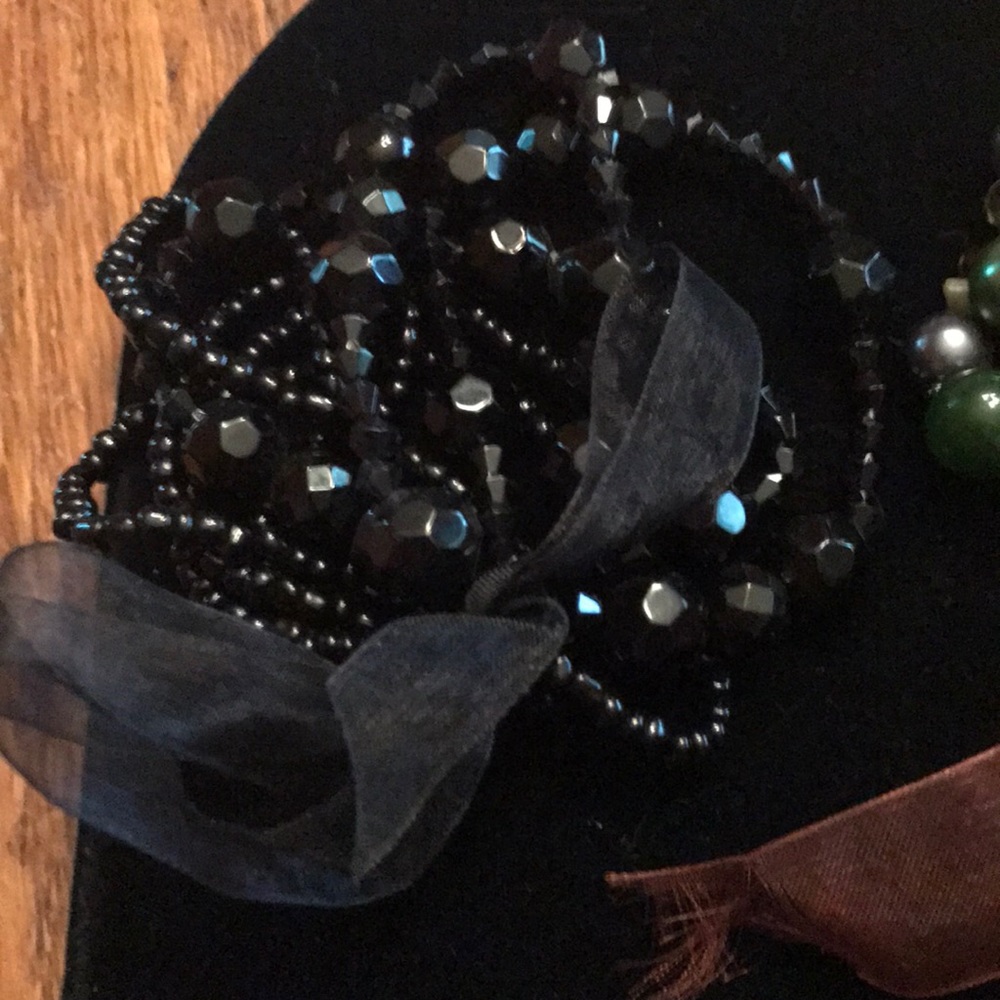 2 bracelets - Picture 3 of 3